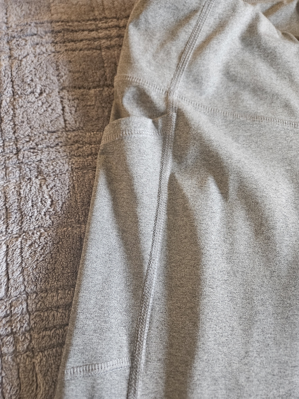 Womans All In Motion Athletic leggings with Side pockets Size Large - Picture 10 of 16